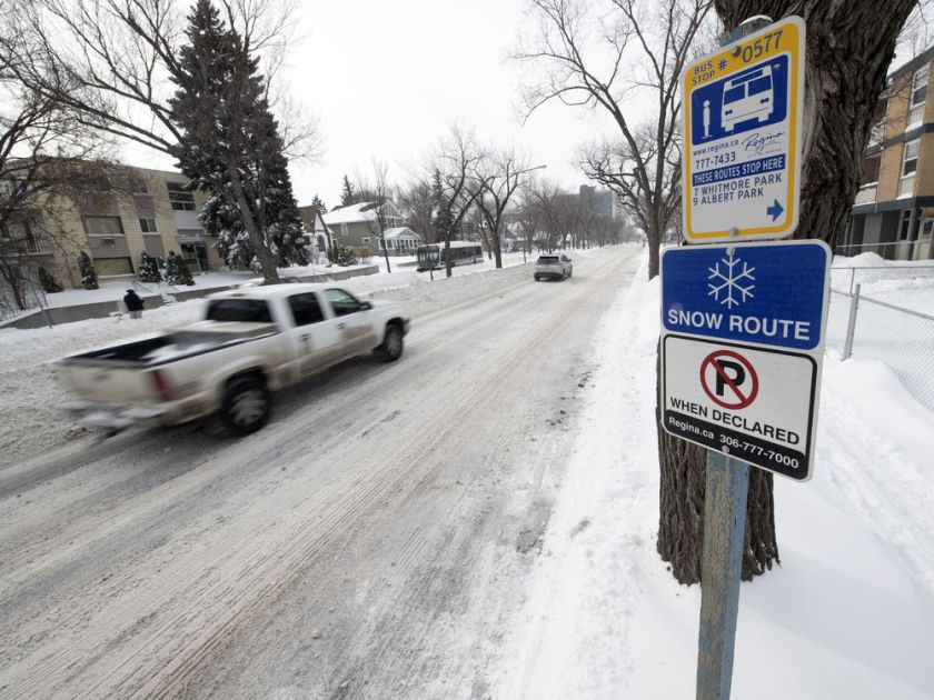 Environment Canada Issues Alerts As High Speed Winds Blast Southern Alberta, Topple Vehicles
